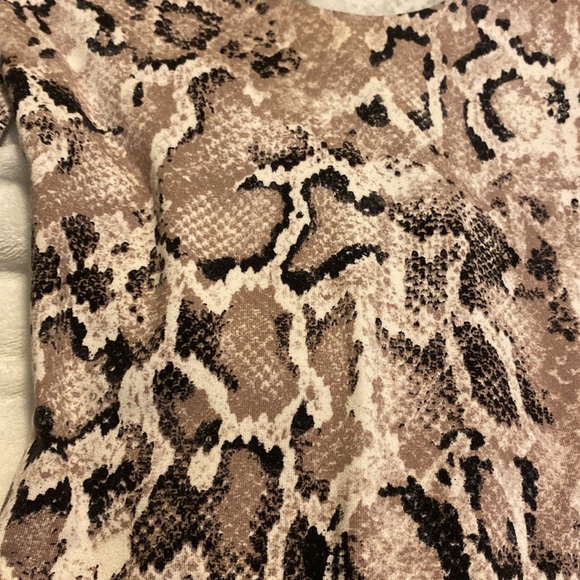 tan/black printed bodysuit from dynamite XS - Picture 2 of 4